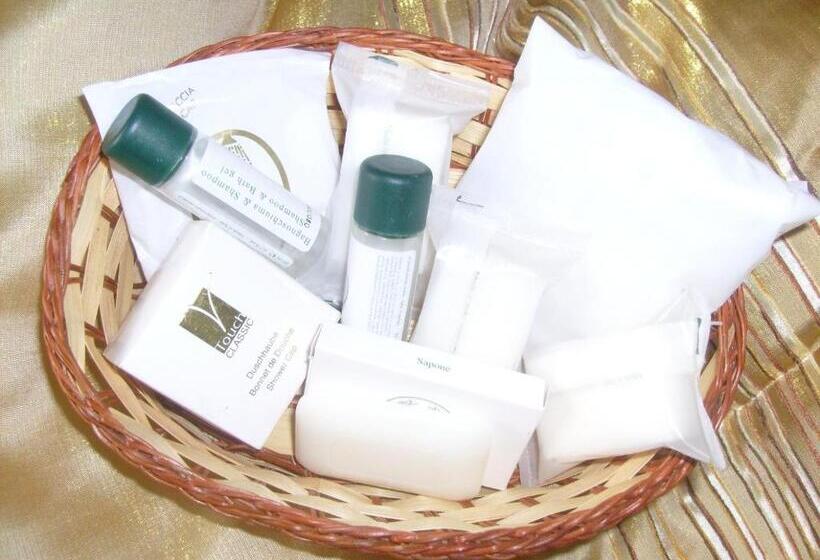 标准三人间共用浴室, Euro Inn B&b