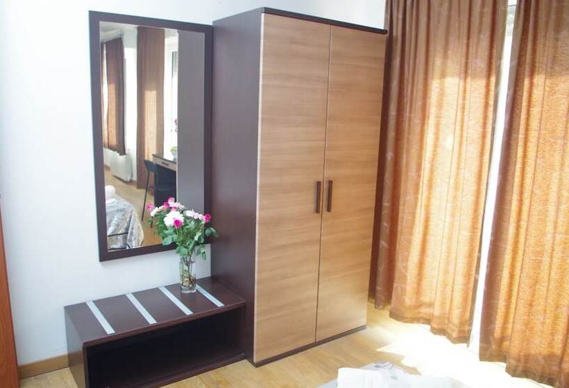 带共用浴室的标准房间, Euro Inn B&b