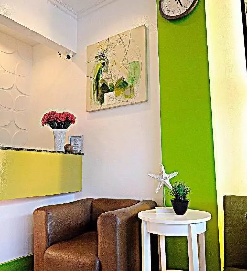 اتاق لوکس, First Pacific Inn Davao