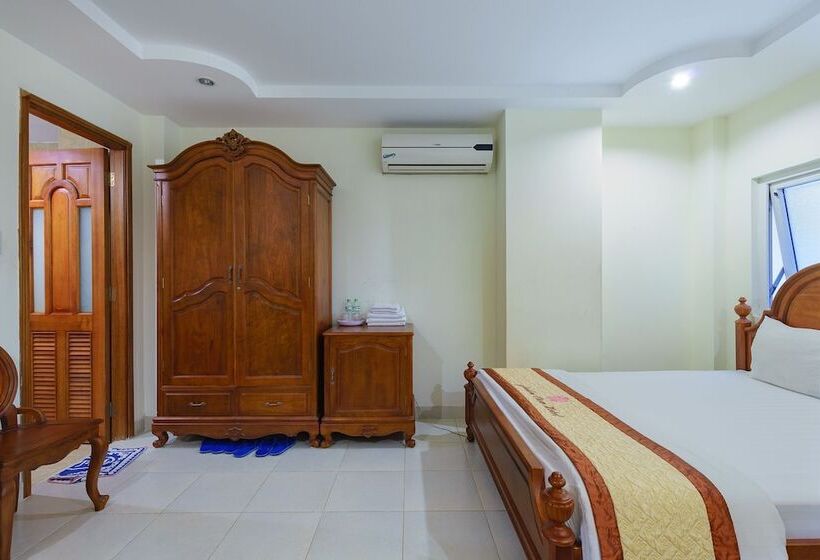 اتاق خانوادگی, Golden View Hotel Saigon