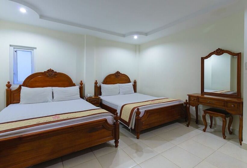 اتاق خانوادگی, Golden View Hotel Saigon