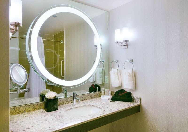 Стандартный Номер Кровать Кинг, Hilton Garden Inn Raleigh /crabtree Valley