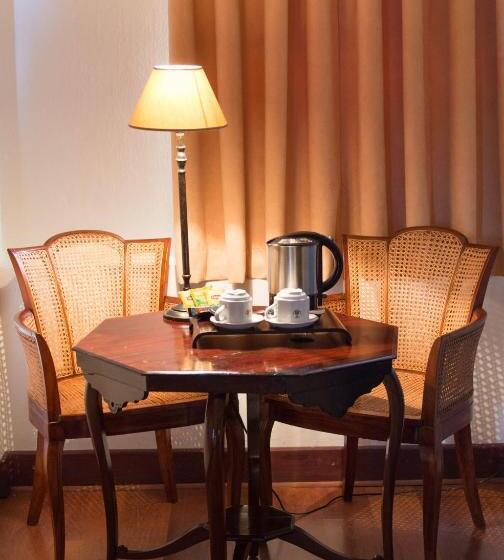 اتاق سوپریور, L Imperatrice