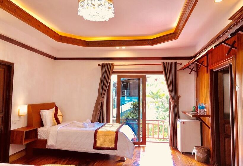 豪华三人间, Merry Riverside