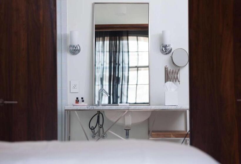 Номер Стандарт, Quirk Hotel Richmond