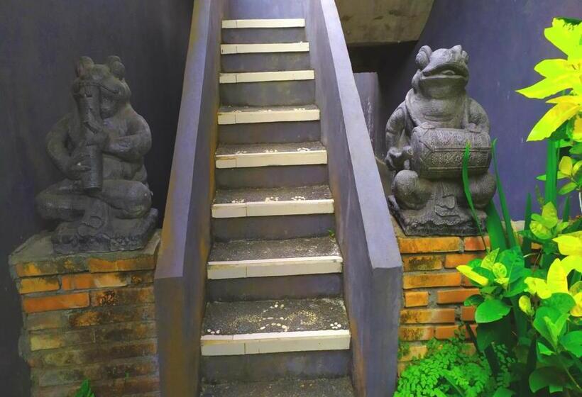 Standart Bungalov, Swan Inn