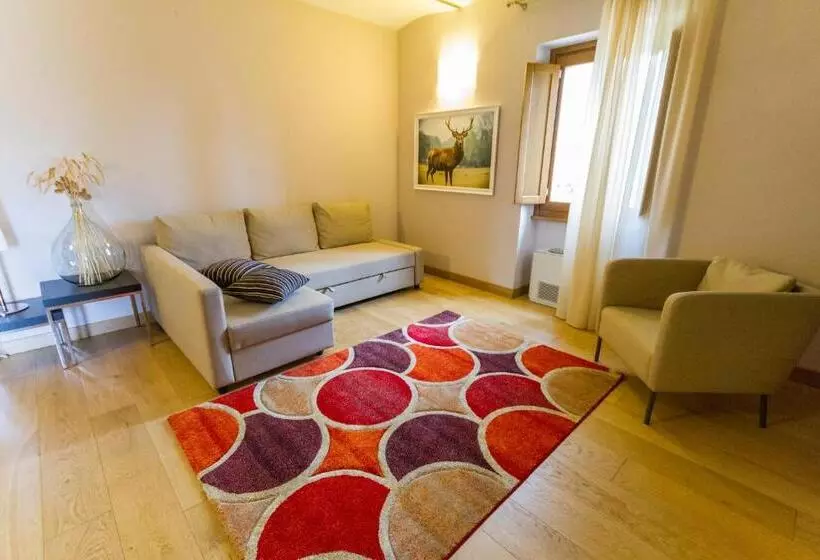 سوییت, Tenuta Borgo Santa Cecilia