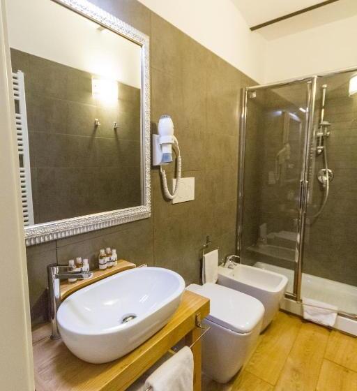 Люкс, Tenuta Borgo Santa Cecilia