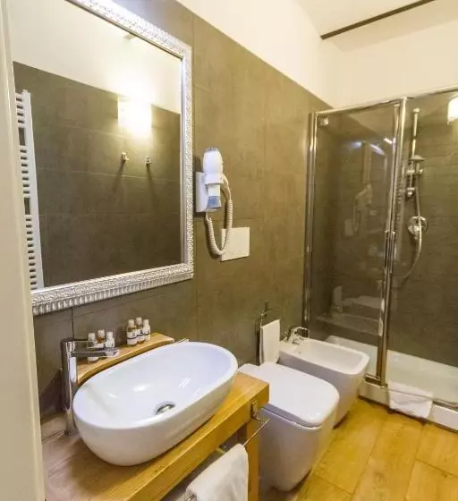 سوییت, Tenuta Borgo Santa Cecilia