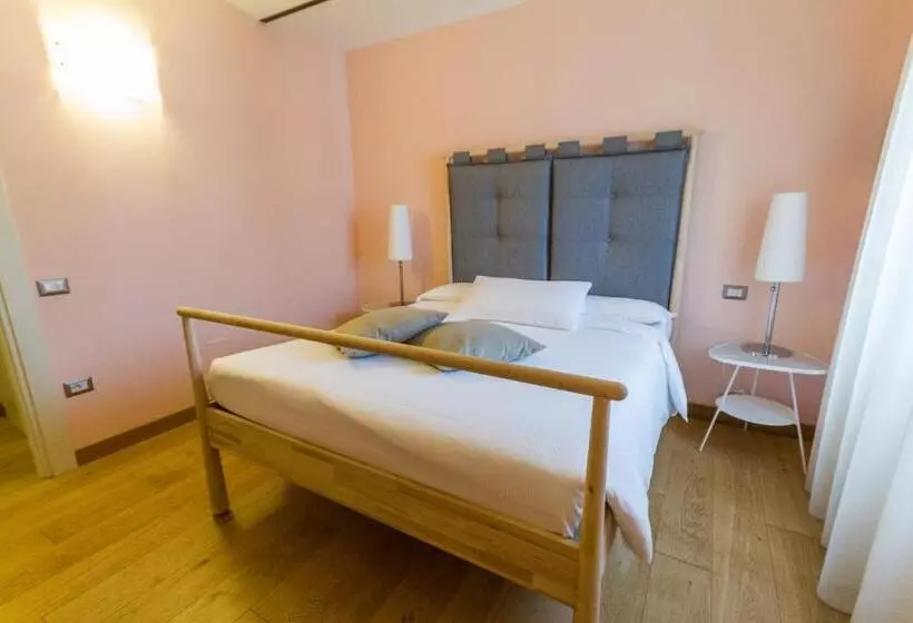 سوییت, Tenuta Borgo Santa Cecilia