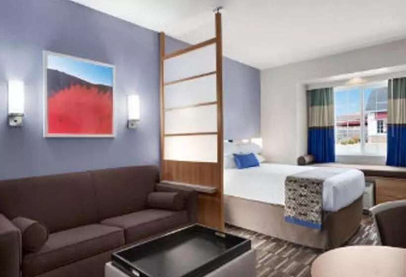 استودیوی استاندارد, Microtel Inn & Suites By Wyndham Altoona