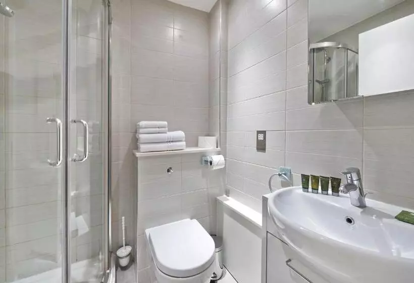 آپارتمان 1 خوابه, Red Lion Court By City2stay