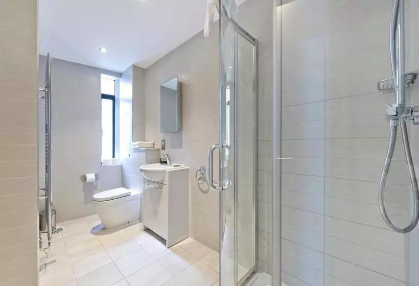 آپارتمان سوپریور 1 خوابه, Red Lion Court By City2stay