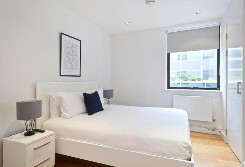 Апартаменты Superior 1 Спальня, Red Lion Court By City2stay