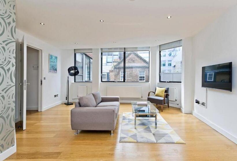 １ベッドルームのスーペリアアパートメント, Red Lion Court By City2stay