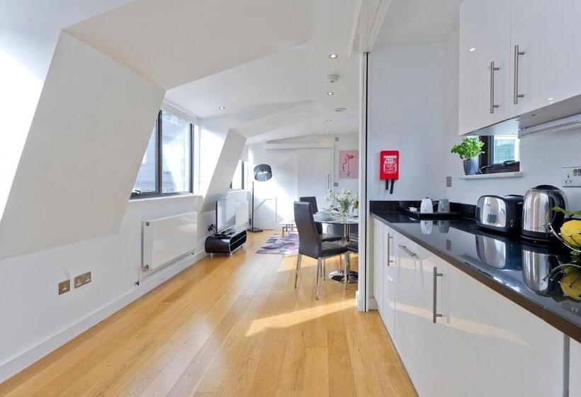 Апартаменты Пентхаус 1 Спальня, Red Lion Court By City2stay
