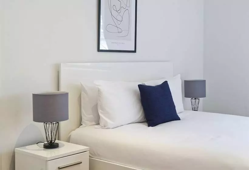 آپارتمان 1 خوابه, Red Lion Court By City2stay
