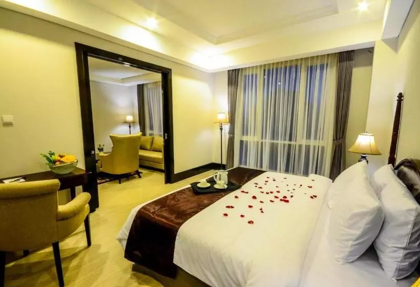 سوییت, The Sahira Hotel Syariah