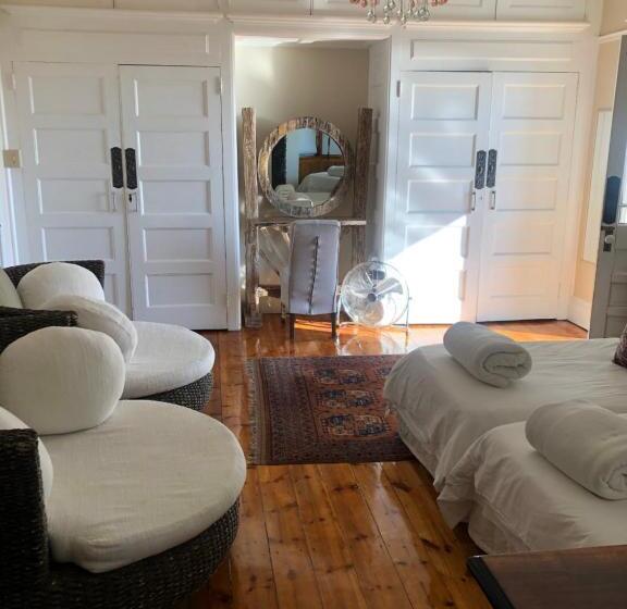 Triple Room Sea View, Ashby Manor Guest House