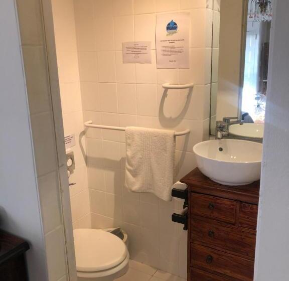 Triple Room Sea View, Ashby Manor Guest House