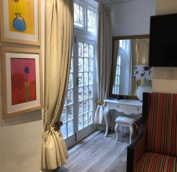 스탠다드 트리플 룸 테라스, Ashby Manor Guest House