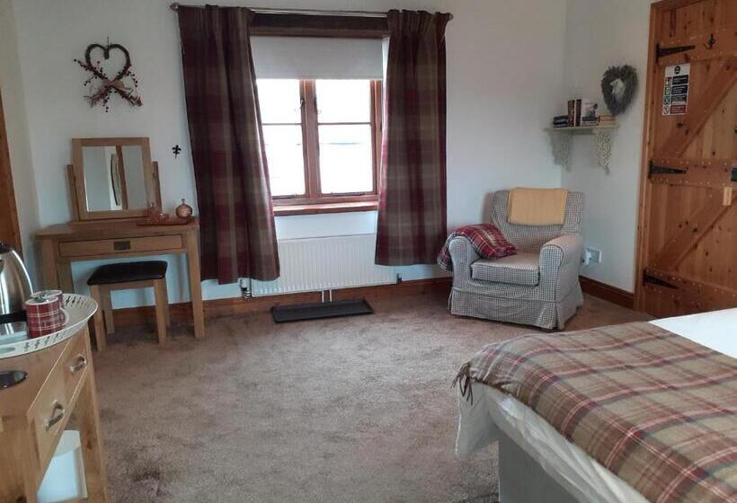 수피리어 스위트, Treliver Farm