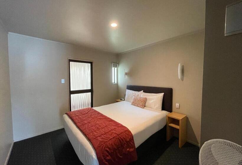 자쿠지 스위트, Bentleys Motor Inn
