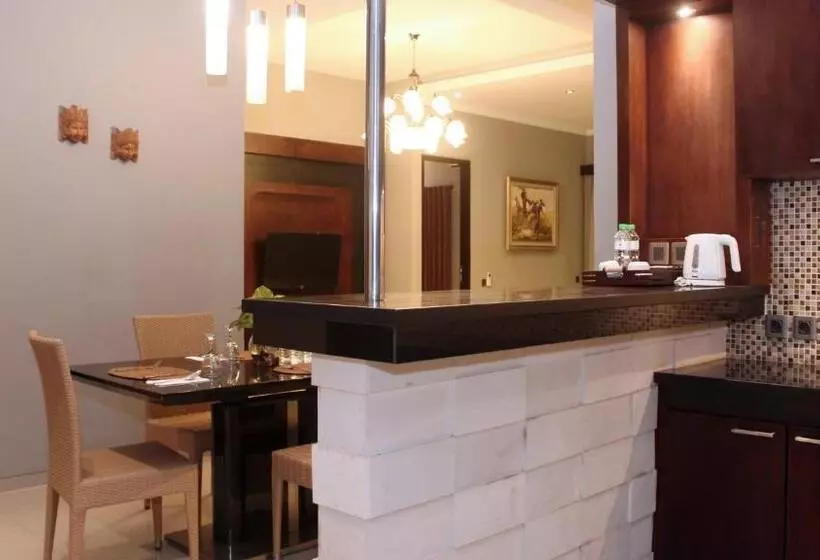 ویلای 3 خوابه, Argya Santi Resort