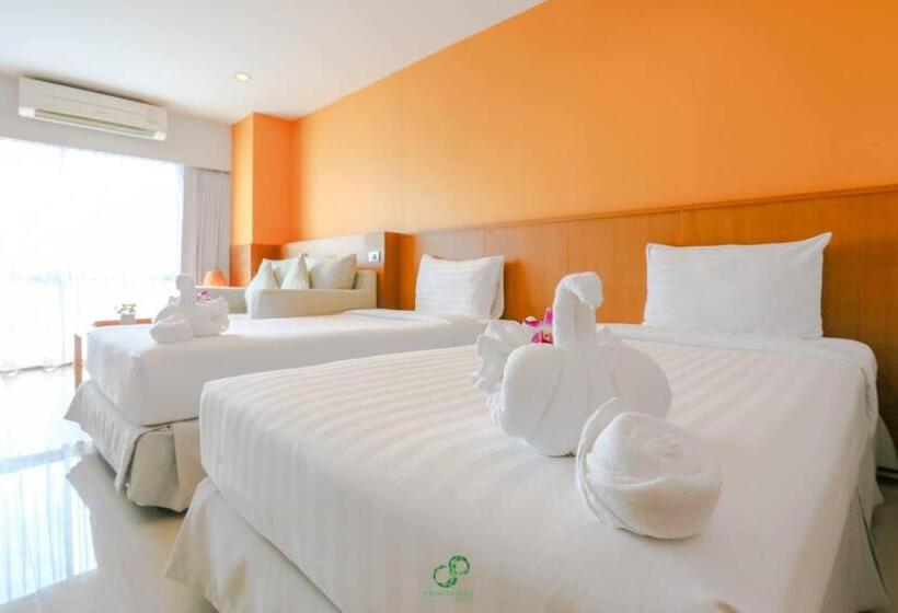 수피리어 룸, Crystal Jade