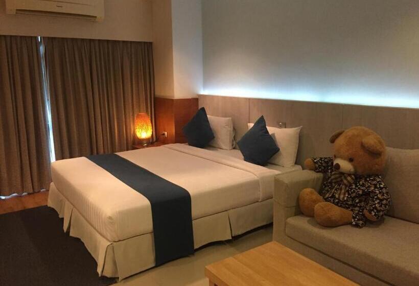 디럭스 룸, Crystal Jade