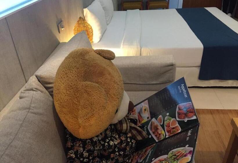 디럭스 룸, Crystal Jade