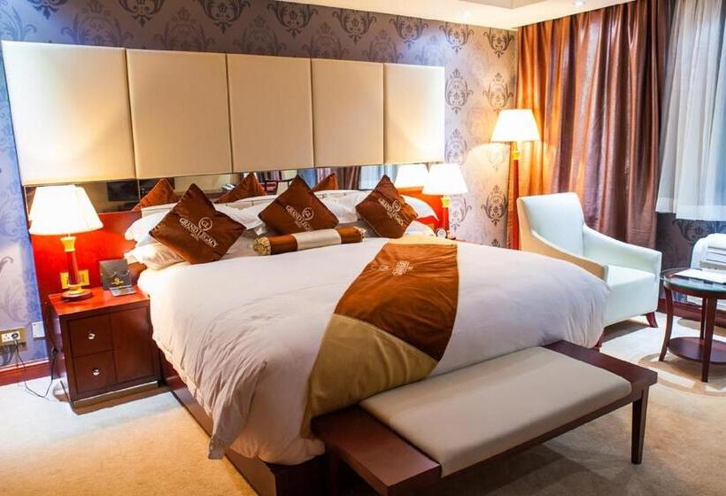 Executive Suite, Grand Legacy