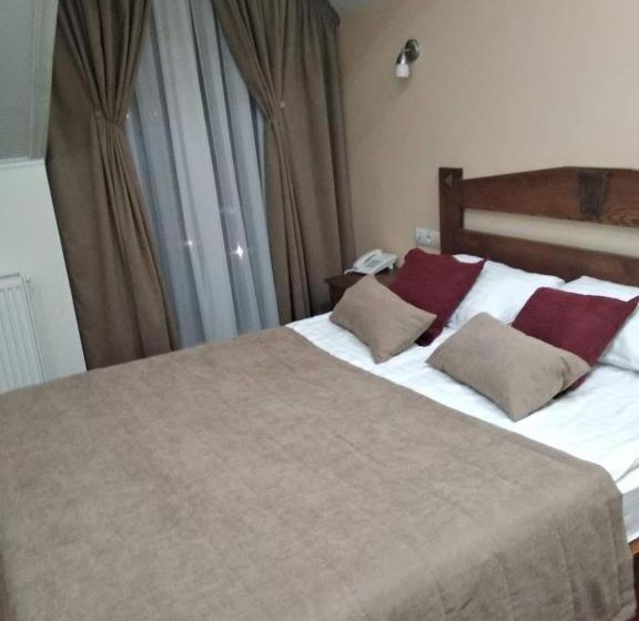 اتاق پنت هاوس, Kopa   Lviv