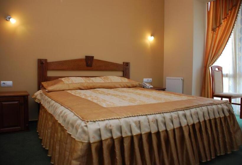 سوییت جونیور, Kopa   Lviv