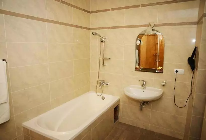 سوییت جونیور, Kopa   Lviv