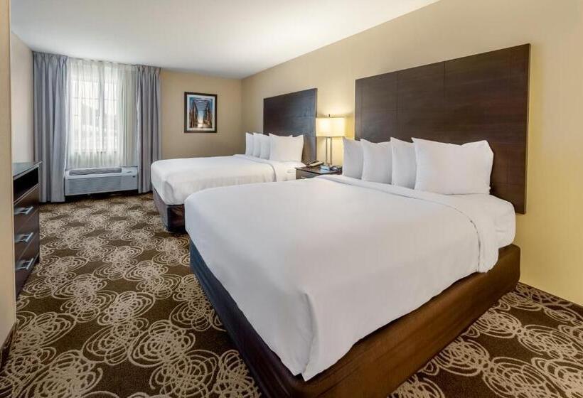 Номер Стандарт Адаптированный для Инвалидов, Landmark Suites  Williston