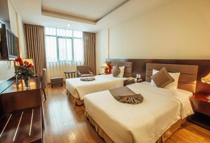 اتاق لوکس, Muong Thanh Vinh