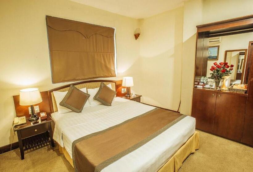 اتاق لوکس با تخت بزرگ, Muong Thanh Vinh