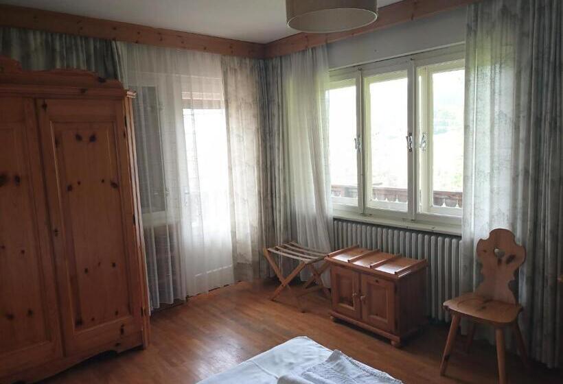 标准间带山景, Nord