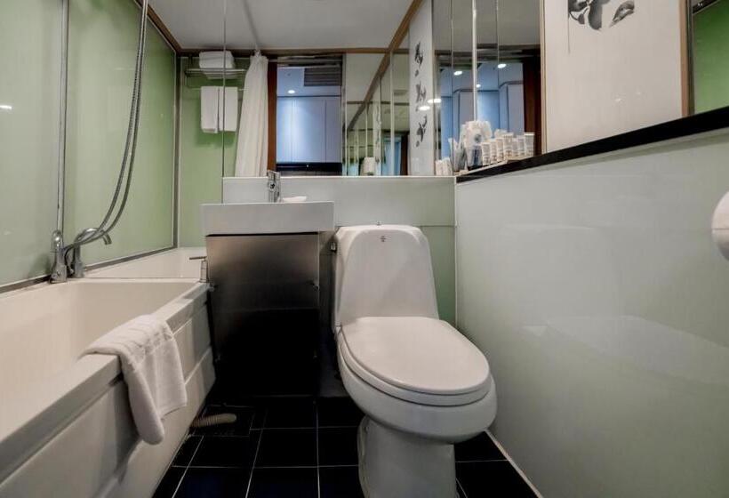 デラックストリプルルーム, Oriens Hotel & Residences Myeongdong