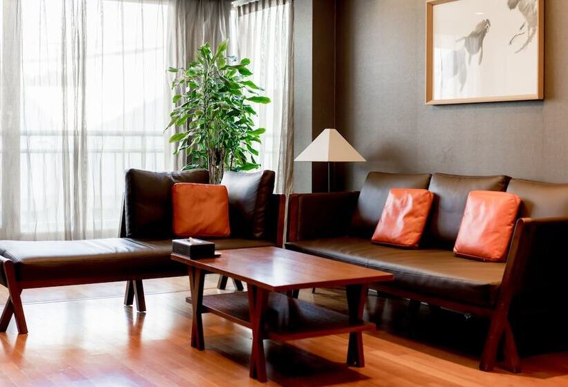 Suite Premium 2 Quartos, Oriens Hotel & Residences Myeongdong