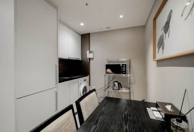 Quarto Executivo, Oriens Hotel & Residences Myeongdong