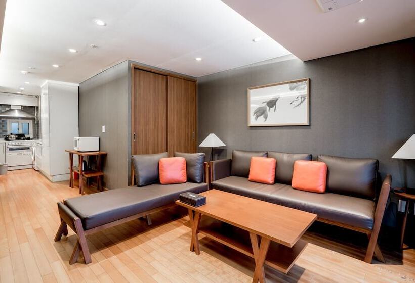 Suite Deluxe 2 Quartos, Oriens Hotel & Residences Myeongdong