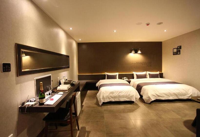 Номер Стандарт, S&