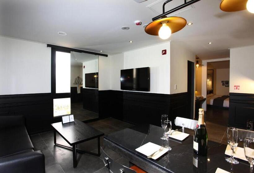 Люкс Повышенной Комфортности, S&