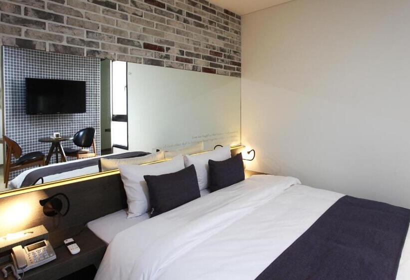 Номер Стандарт с Террасой, S&