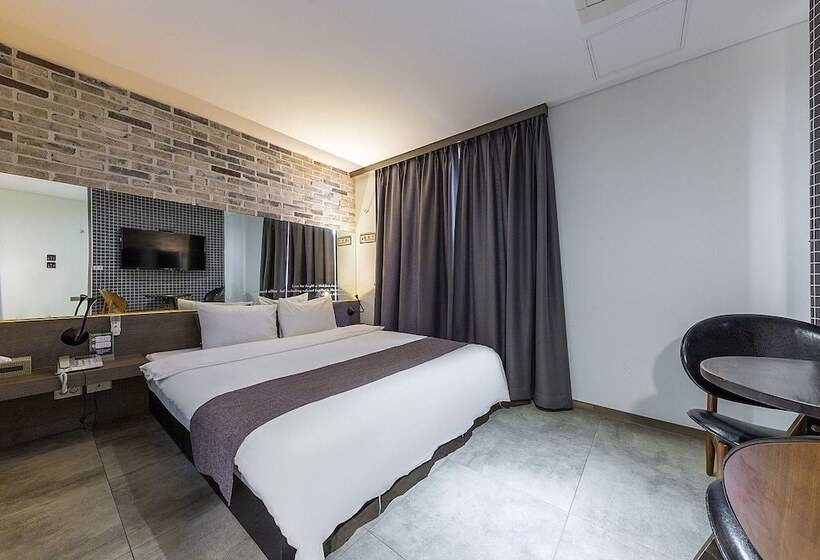 Quarto Deluxe, S&