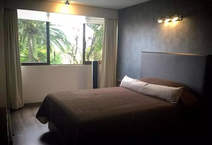 اتاق استاندارد, Suites Meson Del Cid