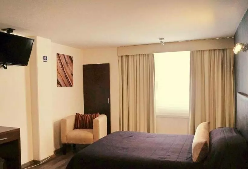 اتاق استاندارد, Suites Meson Del Cid