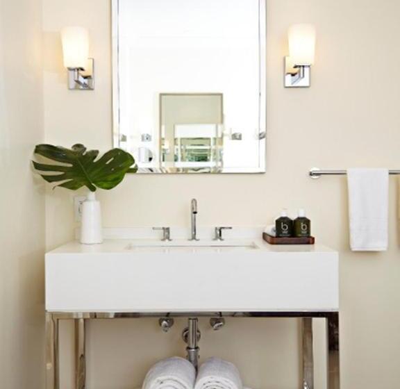 اتاق استاندارد با تخت بزرگ, The Island House